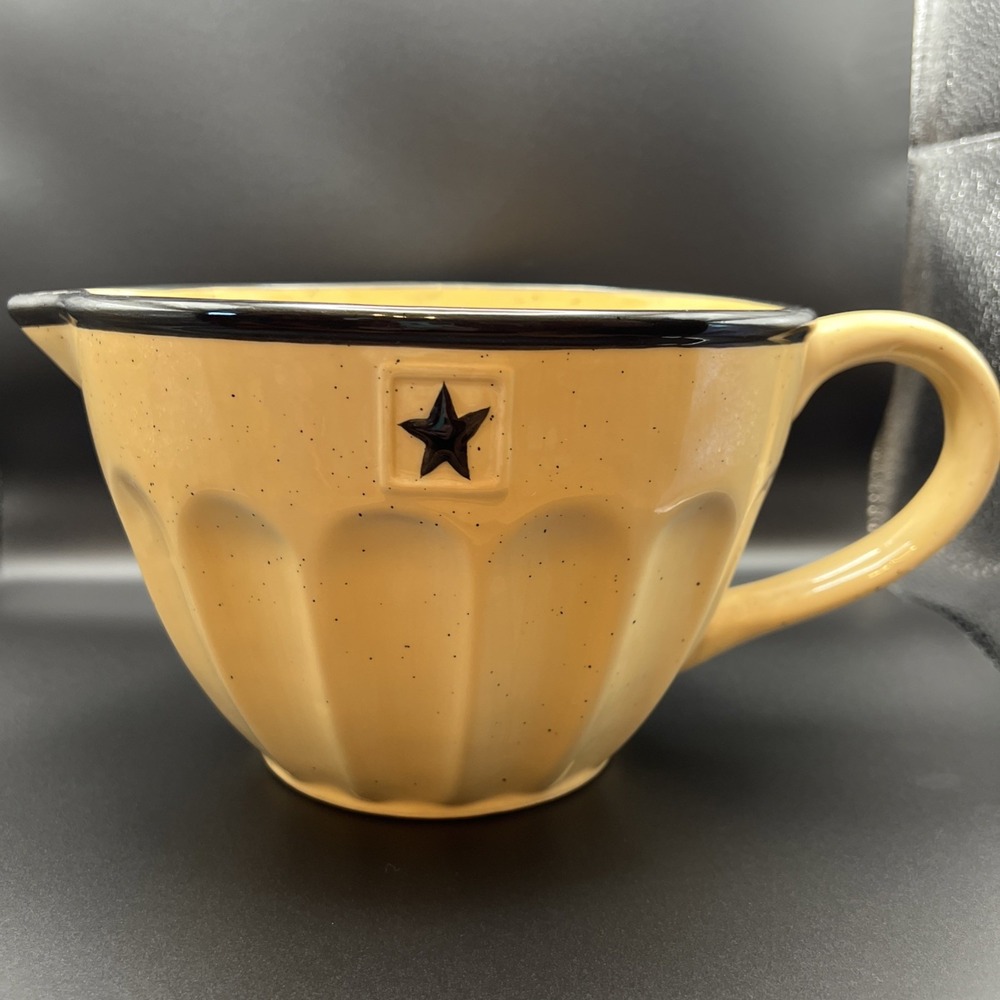 Black Star Park Designs Mixing/Batter Bowl With Handle